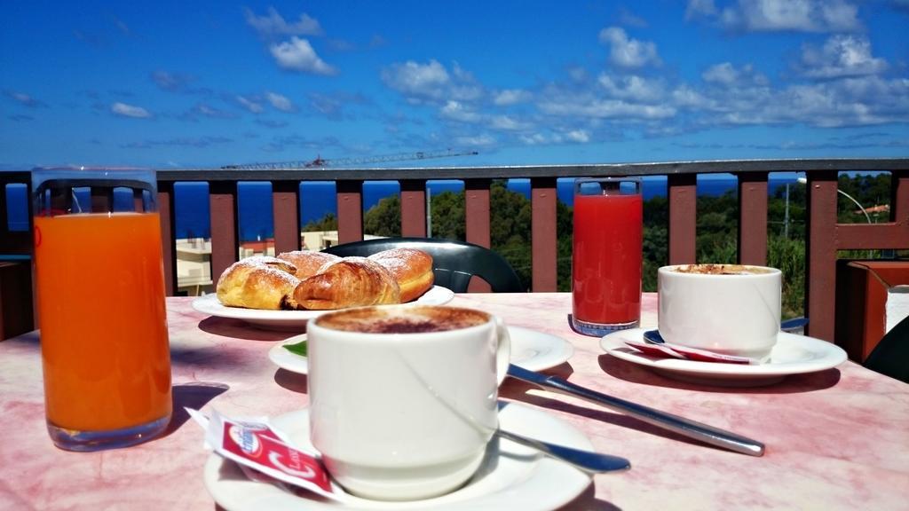 San Carlo - Terrazzo Sul Mare Con Ristorante E Pizzeria Bed & Breakfast Zambrone Bagian luar foto